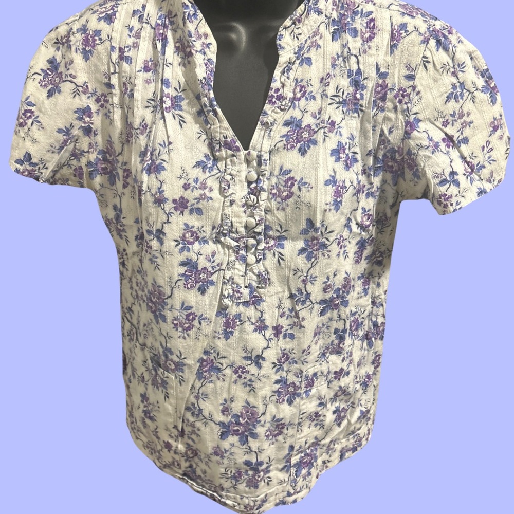 Nurse scrub top.